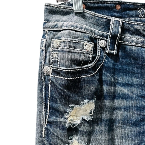 Miss Me Y2K Rhinestone Embroidered Bling Cuffed Capri Pants Size 28 Denim Jeans - Picture 5 of 8